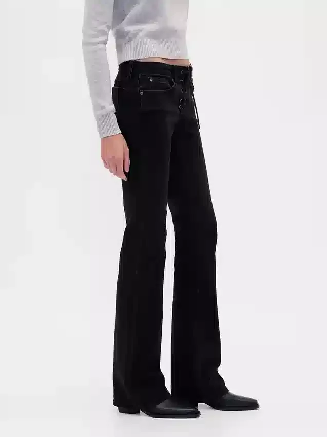 Jeans mit niedriger Leibhöhe, langem Schnitt und schmaler Passform, zum Schnüren