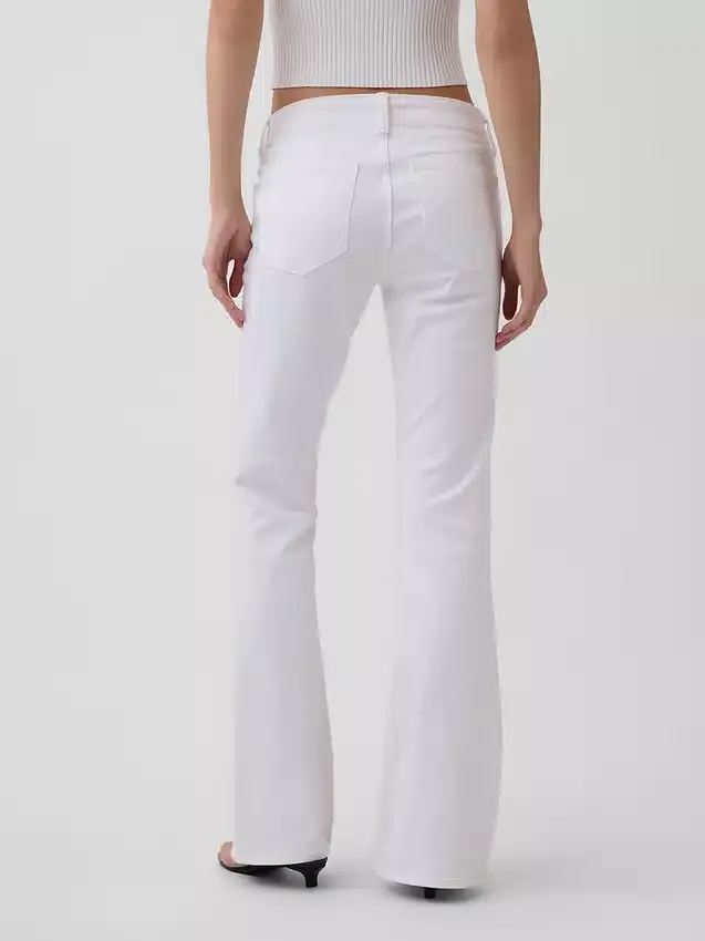 Jeans mit niedriger Leibhöhe, langem Schnitt und schmaler Passform, zum Schnüren