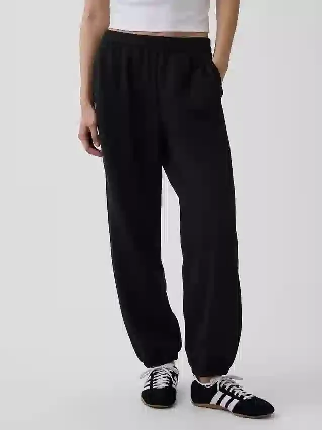 Jogginghose mit mittlerer Leibhöhe aus Vintagesoft-Material in lockerer Passform