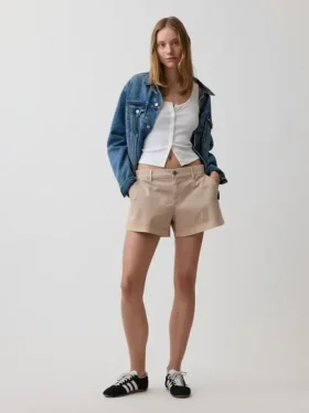 Khaki-Shorts mit mittlerer Leibhöhe