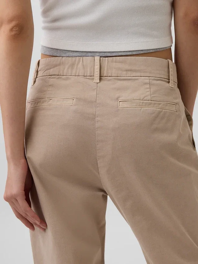 Khakihose mit mittlerer Leibhöhe