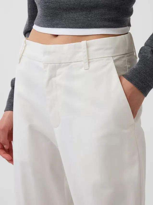 Khakihose mit mittlerer Leibhöhe