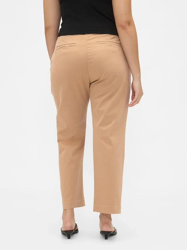 Khakihose mit mittlerer Leibhöhe