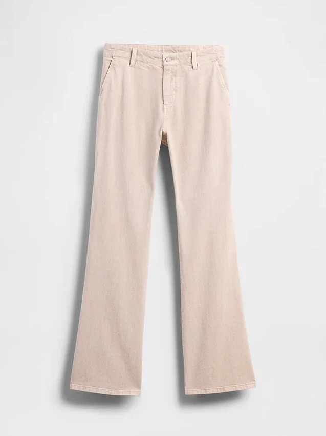 Khakihose mit niedriger Leibhöhe und lockerem Flare-Schnitt