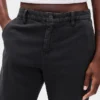 Khakihose mit niedriger Leibhöhe und lockerem Flare-Schnitt
