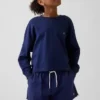 Kind-T-Shirt aus schwerem Stoff mit Oversize-Passform und Naht