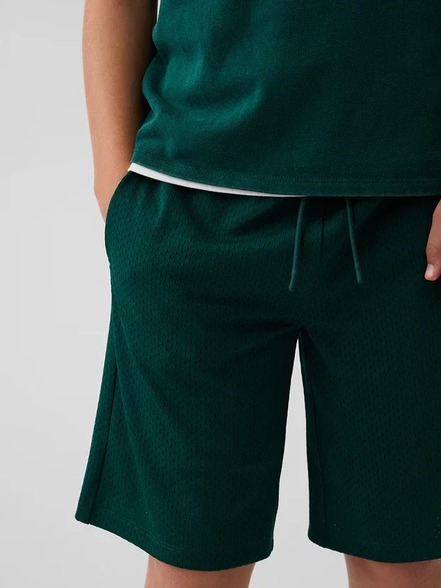 Kinder-Aktivshorts aus Mesh, 8"