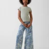 Kinder-Baggy-Jeans mit niedriger Leibhöhe und Blumenmuster