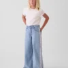 Kinder-Baggy-Jeans mit niedriger Leibhöhe und Spitzenbesatz