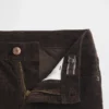 Kinder-Cordhose im 90er-Jahre-Stil, gerade geschnittene Hose