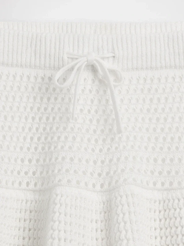 Kinder-Häkelrock mit Stufenschnitt