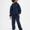 Kinder-Hoodie „Vintagesoft“ im lockeren Schnitt mit Aufnäher