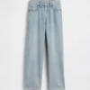 Kinder-Jeans im 90er-Jahre-Stil, locker geschnitten