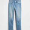Kinder-Jeans in gerader Passform