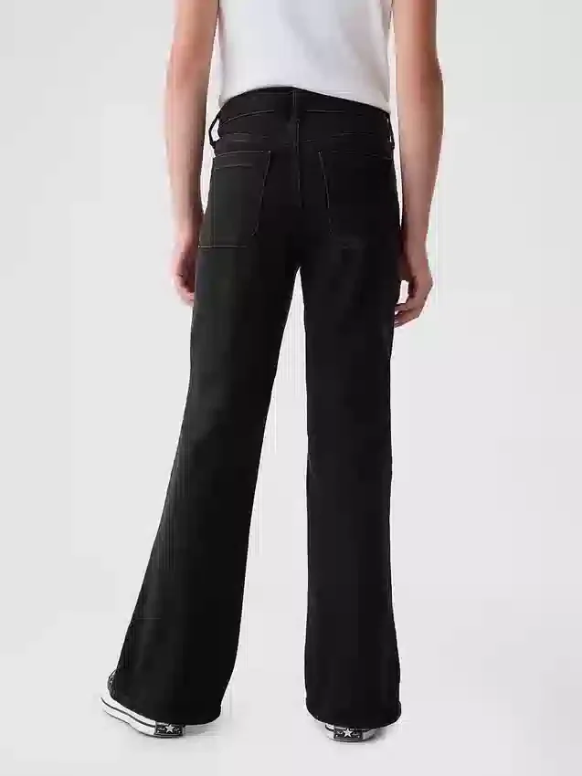 Kinder-Jeans mit hoher Leibhöhe im 70er-Jahre-Flare-Stil