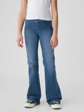 Kinder-Jeans mit hoher Leibhöhe und Crossover-Flare