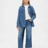 Kinder-Jeans mit hoher Leibhöhe, weitem Bein und Knöchellänge