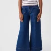 Kinder-Jeans mit hoher Leibhöhe, weitem Bein und Knöchellänge