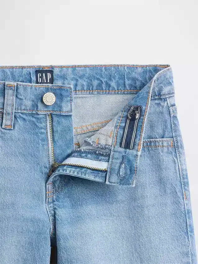 Kinder-Jeans mit niedriger Leibhöhe und geradem Schnitt