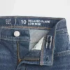 Kinder-Jeans mit niedriger Leibhöhe und lockerem Flare-Schnitt