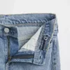 Kinder-Jeans mit niedriger Leibhöhe und lockerem Flare-Schnitt