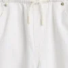 Kinder-Jeans mit niedriger Leibhöhe und lockerer Passform