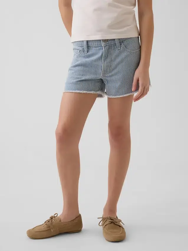 Kinder-Jeans-Shorts mit niedriger Leibhöhe und geradem Bein in Streifenoptik