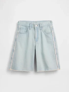 Kinder-Jeans-Shorts mit niedriger Leibhöhe und verlängertem Schnitt