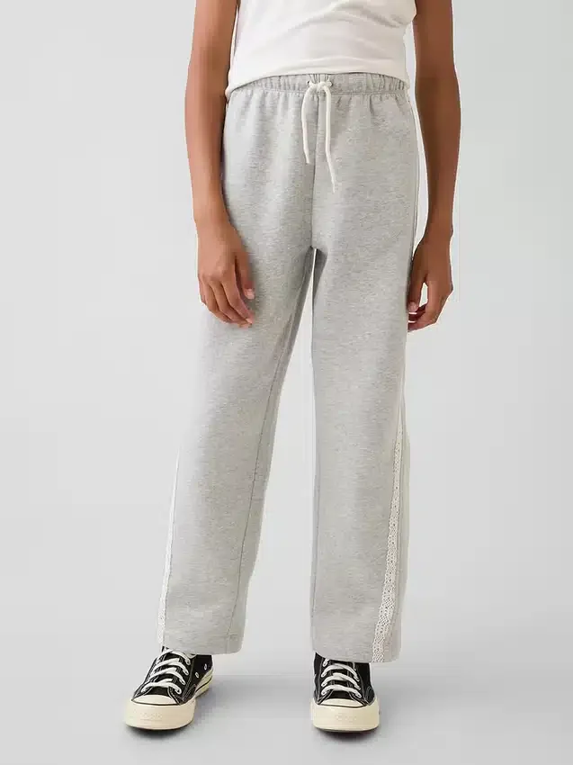 Kinder-Jogginghose „Vintagesoft“ im lockeren Schnitt mit Spitzenbesatz