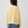 Kinder-Oversize-Pullover mit Rundhalsausschnitt aus Häkelstoff