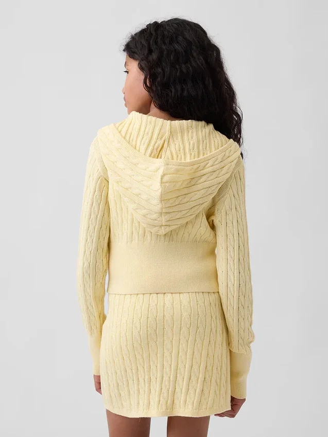 Kinder-Pullover mit Reißverschluss im Zopfmuster