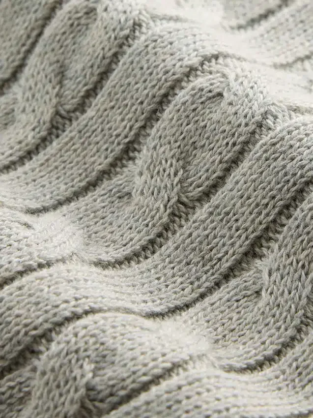 Kinder-Pullover mit Reißverschluss im Zopfmuster