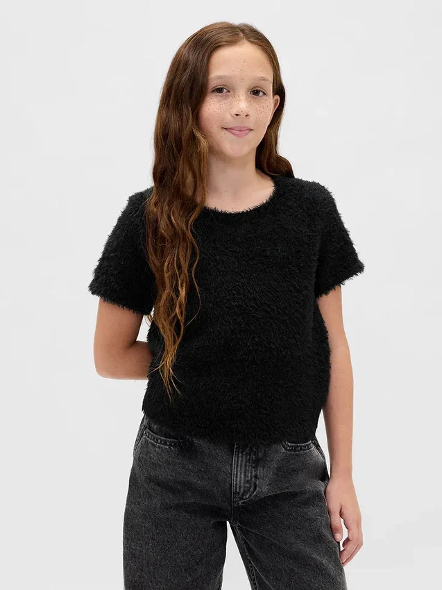 Kinder-Pullover mit Zopfmuster