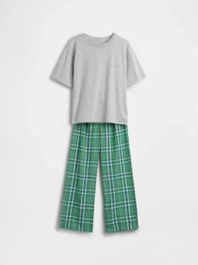Kinder-Pyjama-Set aus recyceltem Material