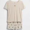 Kinder-Pyjama-Set aus recyceltem Rippstrick mit Brannan-Bär in Shorts