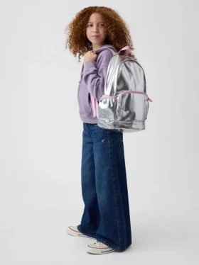 Kinder-Rucksack mit Metall-Anhängern