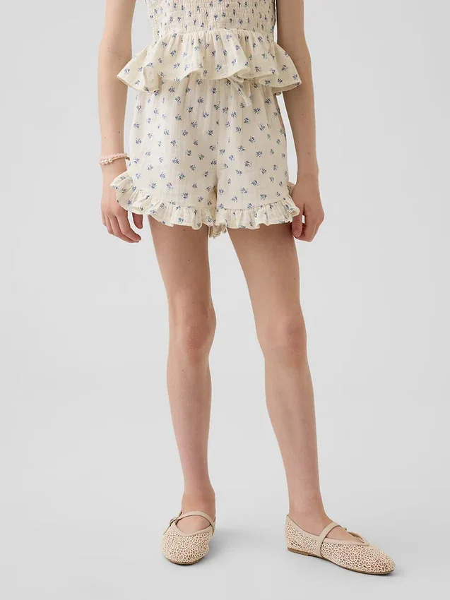 Kinder-Shorts aus Baumwollgaze mit Rüschen