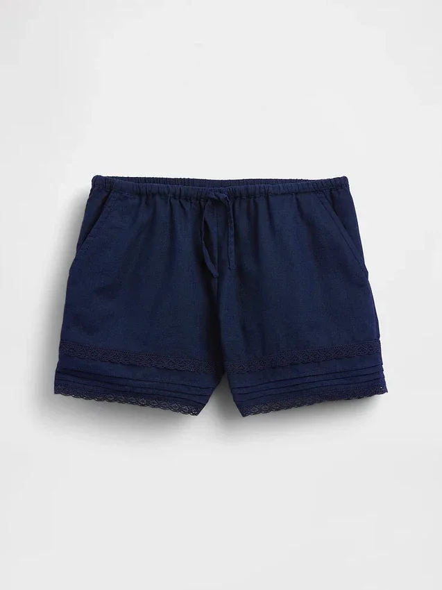 Kinder-Shorts aus Leinen-Baumwolle mit Spitzenbesatz