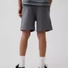 Kinder-Shorts aus schwerem Stoff