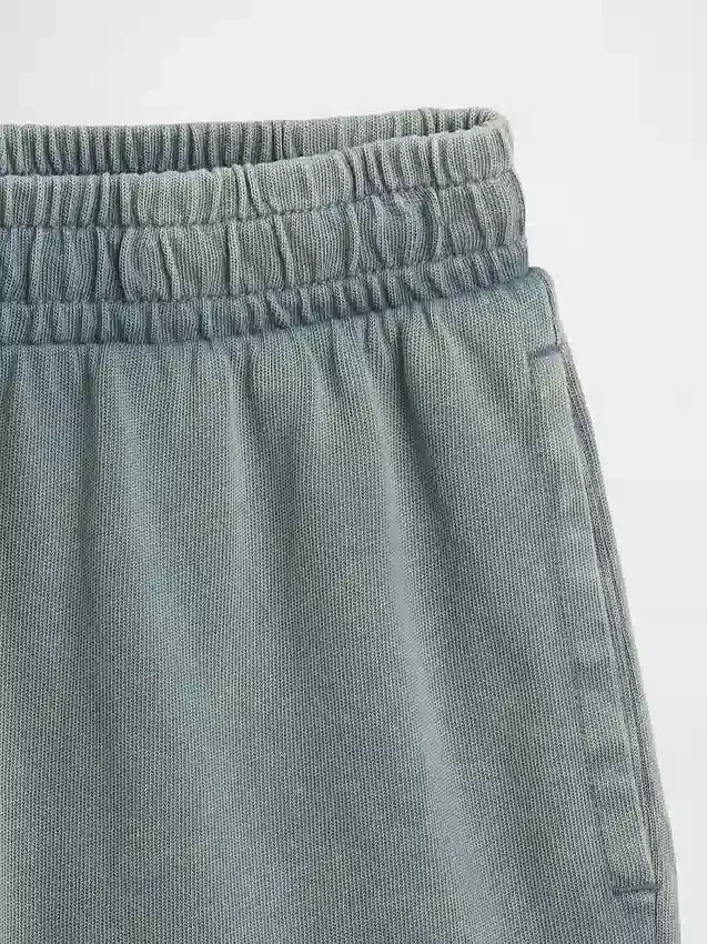 Kinder-Shorts aus schwerem Stoff