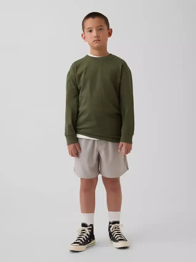 Kinder-Shorts in lockerer Passform mit Schnell-Trocken-Funktion