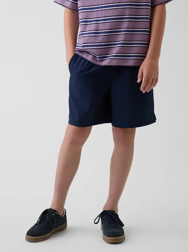 Kinder-Shorts in lockerer Passform mit Schnell-Trocken-Funktion