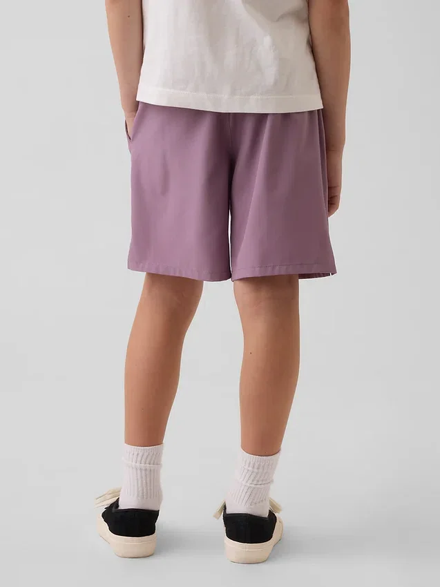 Kinder-Shorts in lockerer Passform mit Schnell-Trocken-Funktion