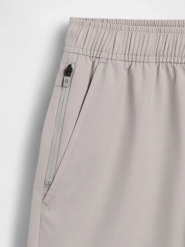 Kinder-Shorts in lockerer Passform mit Schnell-Trocken-Funktion