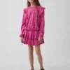 Kinder-Skort aus geknittertem Strick mit Stufenschnitt