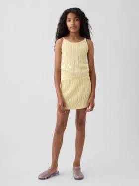 Kinder-Skort aus Zopfmuster-Pullover