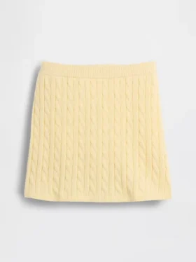 Kinder-Skort aus Zopfmuster-Pullover