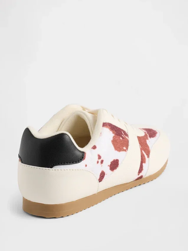 Kinder-Sneaker mit Kuhmuster