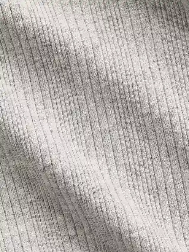 Kinder-T-Shirt mit gemustertem Rippstrick in taillierter Passform