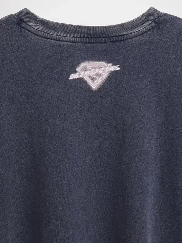 Kinder-T-Shirt „Supergirl“ in Oversize-Passform